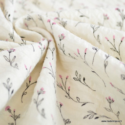 Tissu seersucker Jeanne à fleurs roses fond blanc cassé