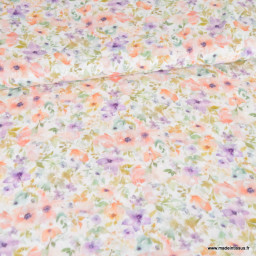 Tissu plumetis de viscose motifs fleurs pastel fond blanc