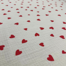 Tissu Double gaze motif coeurs rouges fond écru - oeko tex