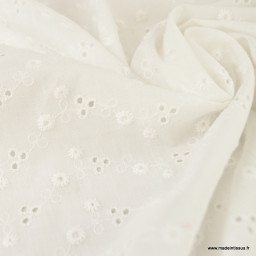 Tissu broderie anglaise coton blanc - Yvette