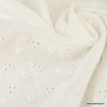 Tissu broderie anglaise coton blanc - Yvette