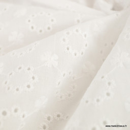 Tissu broderie anglaise coton blanc - Berenice