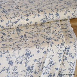 Tissu popeline de Viscose motif fleuri bleu fond blanc cassé