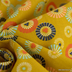 Tissu coton Soleil levant motif graphique fond jaune - Oeko tex