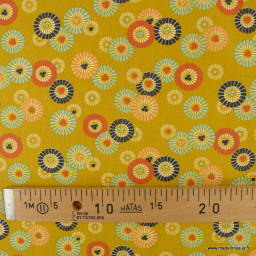 Tissu coton Soleil levant motif graphique fond jaune - Oeko tex