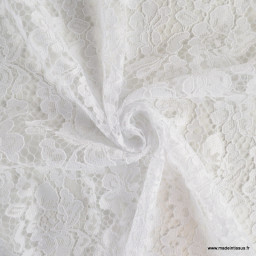 Tissu Dentelle guipure festonnée Blanche - Donatella