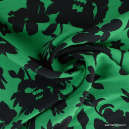 coupon de 62cm de crêpe de viscose motif petites fleurs fond vert - oeko tex