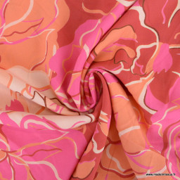 1 coupon de 80 cm de  Tissu Viscose motif floral Rose